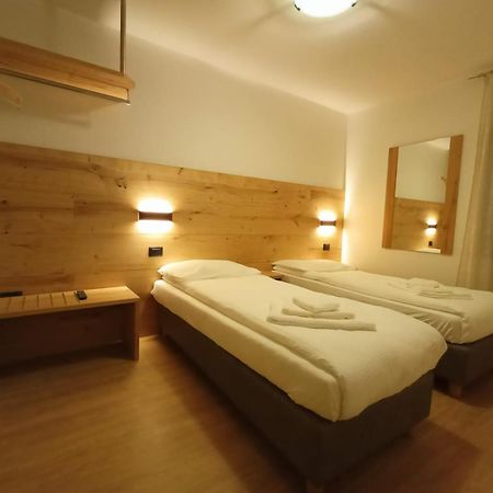 Appartamento Cima Brenta San Lorenzo Dorsino Bagian luar foto